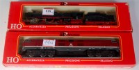 Lot 818 - A Rivarossi H0 1345 DB black class 39-127...