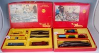 Lot 835 - Triang RS11 train set containing yellow TW...