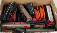 Lot 839 - 23 Triang TC series freight cars a 3 unit 4008...