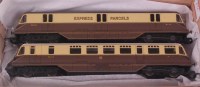 Lot 852 - Luna GWR railcar No. 22 and parcels car No. 34...