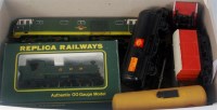 Lot 913 - A mixed lot containing Replica Railways 11003...