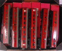 Lot 951 - 5 Hornby Dublo maroon super detail coaches...