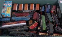 Lot 1011 - Quantity of mainly Hornby engines, tenders etc...