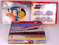 Lot 1041 - A Hornby Pendolino digital train in part set...