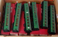 Lot 688 - 6 Hornby Dublo super detail coaches, 2x 4054,...