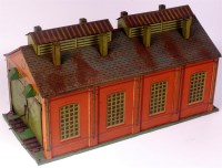 Lot 468 - Hornby 1935-41 No. E2E engine shed with green...