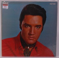 Lot 171 - Elvis Golden Records volume 2 RCA SF 8151 &...