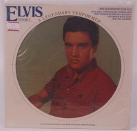 Lot 73 - Elvis - A Legendary Performer Vol 3 RCA PL -...