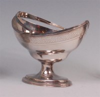 Lot 492 - A George III silver pedestal sweetmeat basket,...