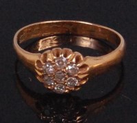 Lot 543 - An 18ct gold diamond cluster ring, arranged as...