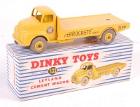 Lot 1989 - Dinky Toys 533, Portland Leyland Cement wagon,...