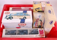 Lot 2549 - 17 mixed modern issue diecasts, all boxed to...