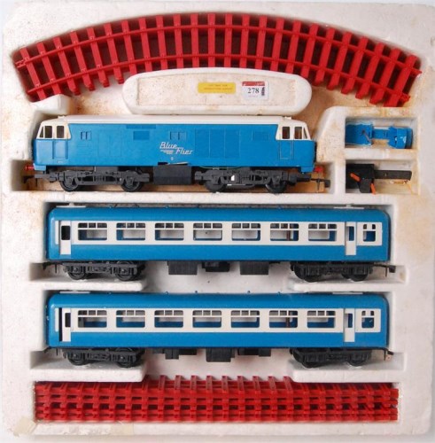 Lot 278 - Triang 'Blue Flier' Big Big passenger train...
