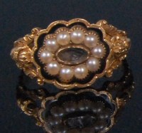 Lot 199 - A George IV 18ct gold mourning ring, the...