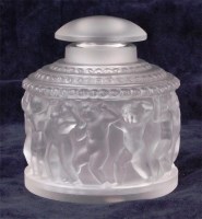 Lot 90 - A Lalique Enfants pattern clear and frosted...