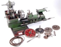Lot 104 - Small modellers lathe (make unknown) with...