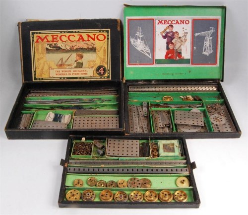 Lot 3125 - Meccano, No.4 outfit circa 1911, rare early...