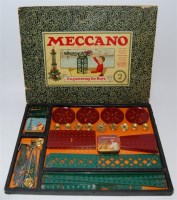 Lot 3172 - Meccano, late 1920s/30s No.2 set 'Engineering...