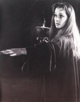 Lot 96 - Angus McBean - Vivien Leigh as Lady Macbeth at...