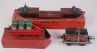Lot 326 - A small tray containing 3 Hornby wagons...