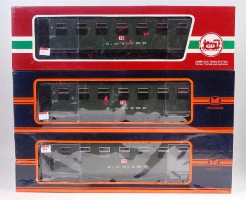Lot 368 - 6 G-scale green bogie coaches with minor...