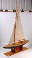 Lot 87 - Possibly kit built Dragon type pond yacht...