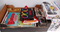 Lot 3171 - Mixed lot, to include; 3 plastic kits as new,...