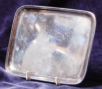 Lot 186 - A Tiffany & Co sterling silver tray, having...