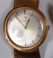 Lot 703 - An Omega 18ct gold cased gents dress watch,...