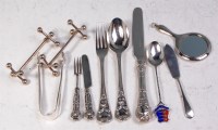 Lot 192 - Sundry silver to include; pair of cutlery...