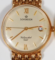 Lot 225 - A Sovereign 9ct gold cased gents wristwatch,...