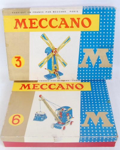 Lot 195 - Two French Meccano outfits, late 1950's -...