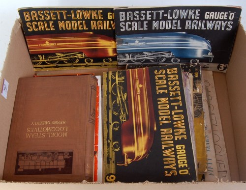 Lot 362 - A small tray of assorted hardback/soft cover...