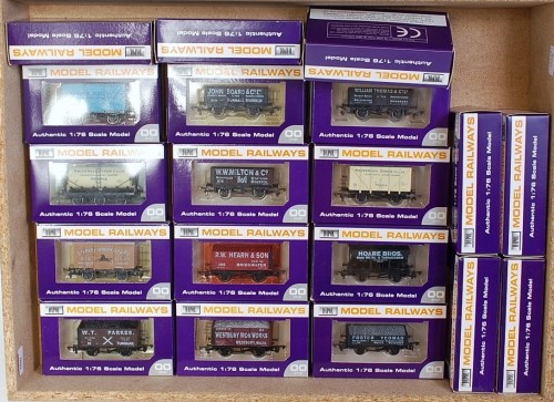 Lot 600 - A tray of 19 Dapol Limited Edition wagons,...