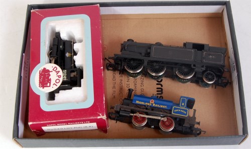 Lot 748 - Three locos - Dapol 0-4-0 L&Y Pug BR51241...