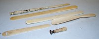 Lot 357 - A collection of early 20th century bone...