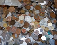 Lot 648 - A large collection of assorted world coinage,...