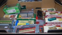 Lot 778 - A box of modern release diecast vehicles to...