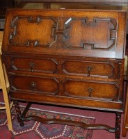 Lot 1450 - An early 20th century Jacobean moulded oak...