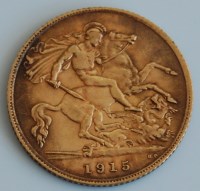 Lot 2132 - Great Britain, 1915 gold half sovereign,...