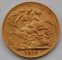Lot 2145 - Great Britain, 1913 gold full sovereign,...