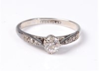 Lot 2548 - A single stone diamond ring, the old round...