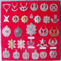 Lot 1110 - A large collection of assorted cap and collar...