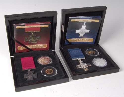 Lot 1176 - A Bradford Exchange The Victoria Cross gold...