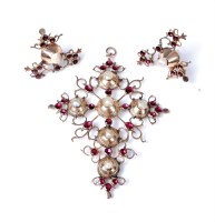 Lot 2152 - An adapted 18th century Iberian garnet and...