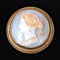 Lot 2171 - A 19th century Etruscan revival cameo brooch,...