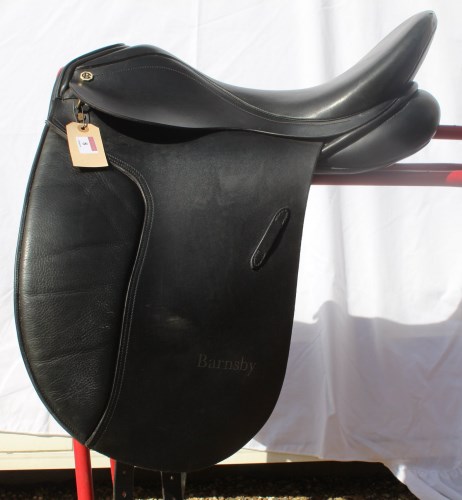Lot 8 - Saddle Barnsby dressage black 17½'' medium fit...