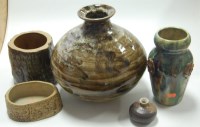 Lot 59 - Assorted stonewares to include Langley vase(5)