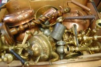 Lot 157 - Assorted metalwares to include brass...