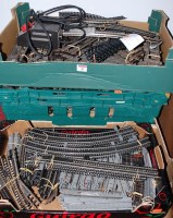 Lot 82 - A large quantity of mixed 00 and 0 gauge track,...